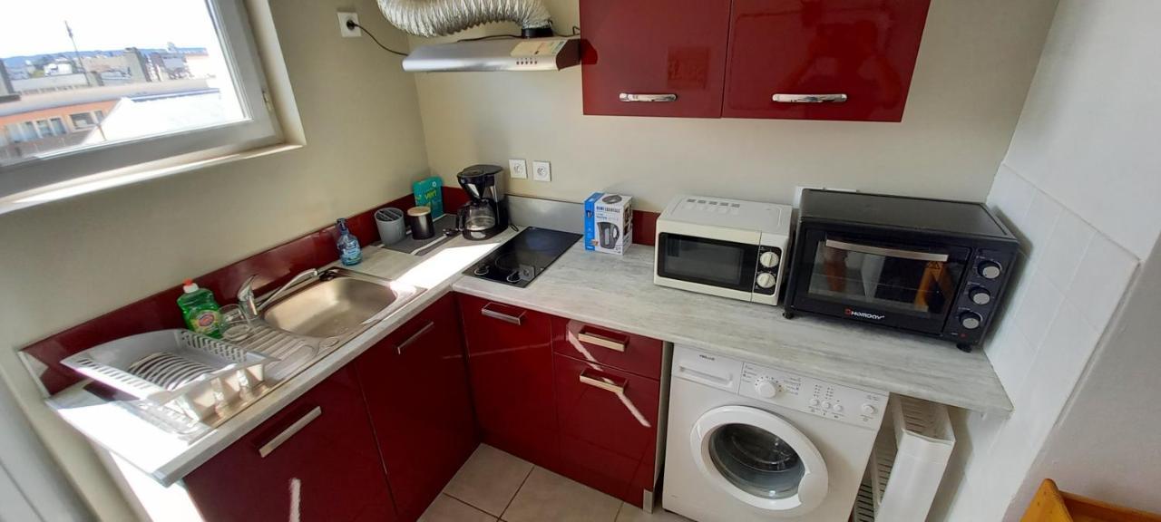 La Dolce Vita -T2 52M2- Dernier Etage- Terrasse-Parking-Wifi Fibre Tarbes Exterior photo