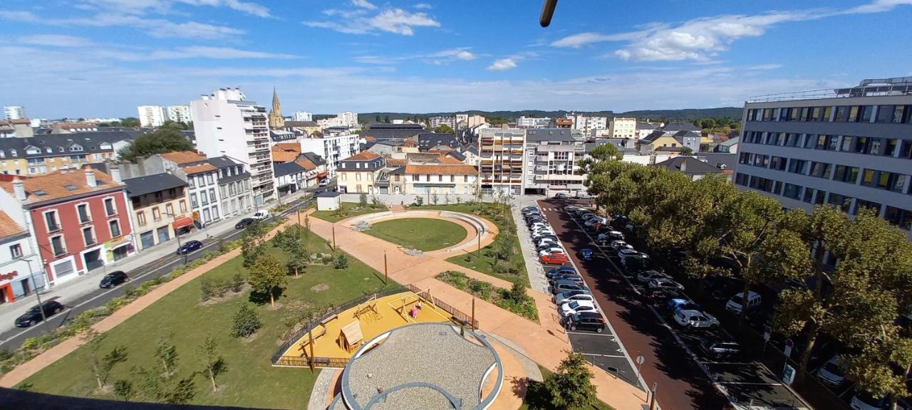 La Dolce Vita -T2 52M2- Dernier Etage- Terrasse-Parking-Wifi Fibre Tarbes Exterior photo