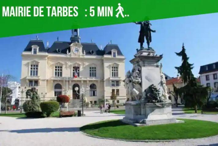 La Dolce Vita -T2 52M2- Dernier Etage- Terrasse-Parking-Wifi Fibre Tarbes Exterior photo