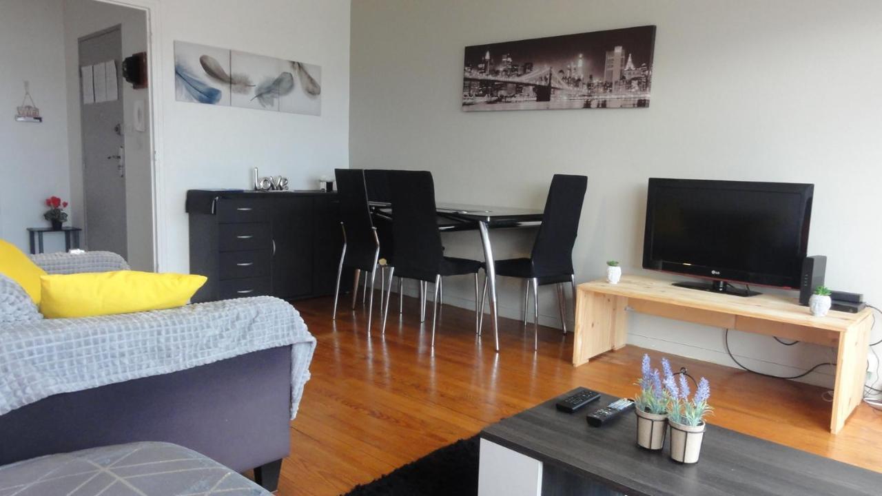 La Dolce Vita -T2 52M2- Dernier Etage- Terrasse-Parking-Wifi Fibre Tarbes Exterior photo