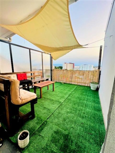 La Dolce Vita -T2 52M2- Dernier Etage- Terrasse-Parking-Wifi Fibre Tarbes Exterior photo